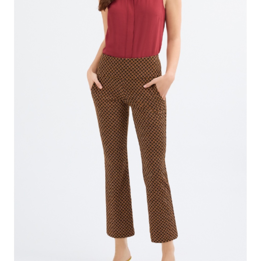 CAbi Geometric Patterned Cropped Pants